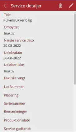 Medarbejder bruger Power Apps fra A-one på tablet på kontoret