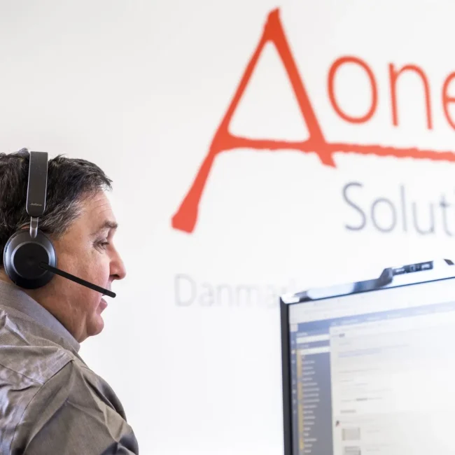 Ny kunde møde med IT-support konsulent hos A-one i tre steps